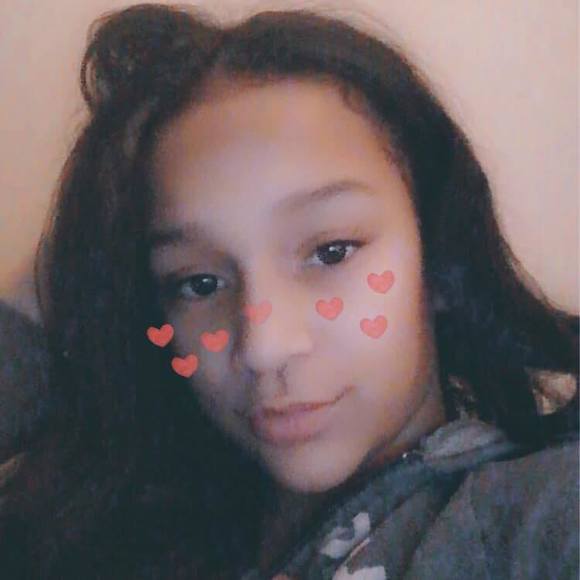 Meet your Posher, Carmela - Picture 1 of 1